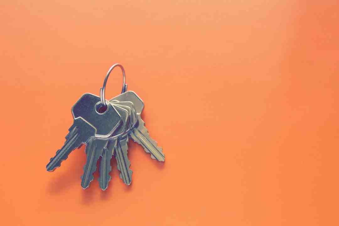 Vacation rental safety keys