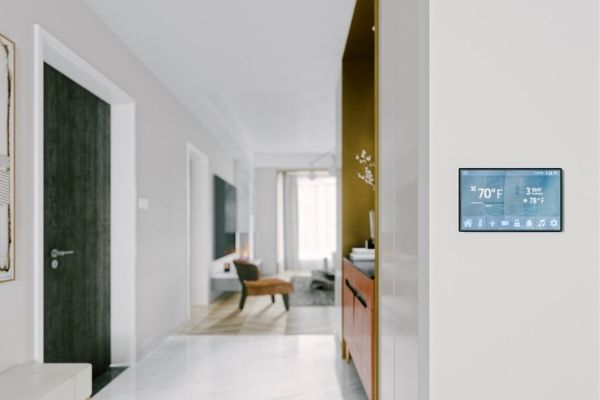 Proptech Essentials: 3 Reasons To Install A Smart Thermostat This Winter